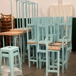 mobiliario bar taburetes